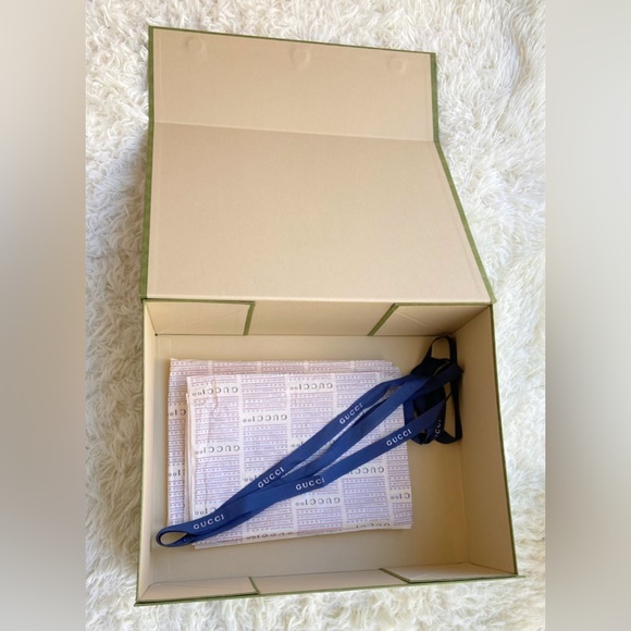 Empty Gucci Box. just the box - Picture 5 of 9